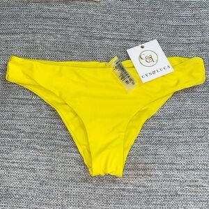 Cyn and Luca yellow bikini bottom sz M cheeky